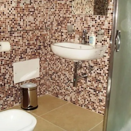 Soleluna בית הארחה וגלי