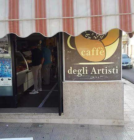 Soleluna בית הארחה